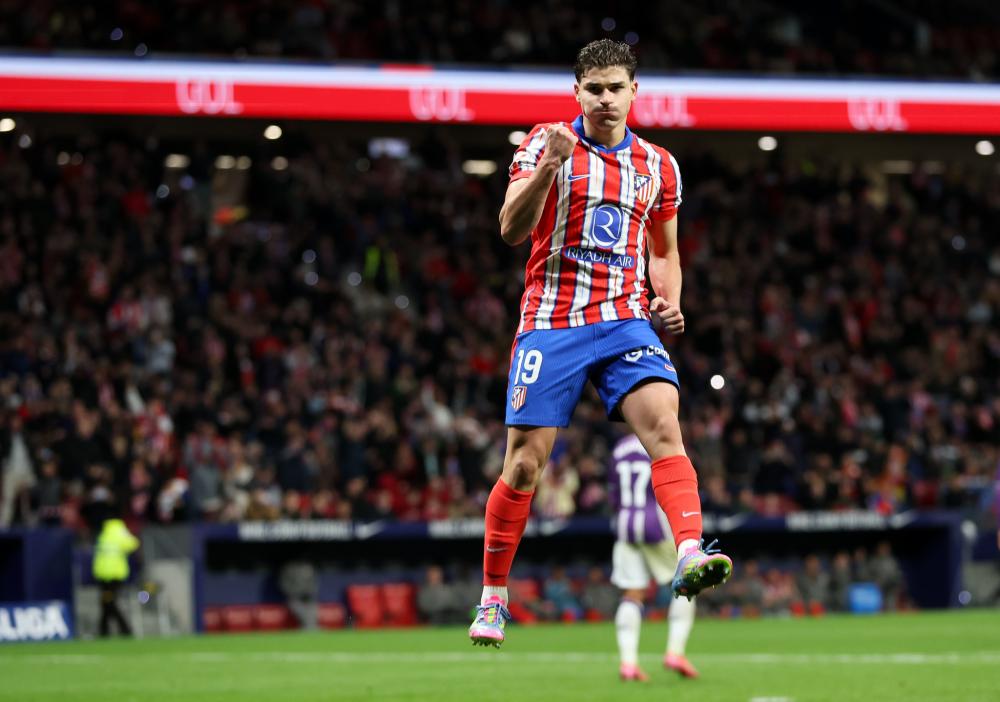 马刺目前深 马刺目前深